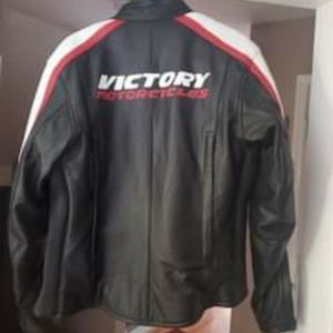 Ladies leather Victory coat with removable lining